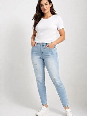 1822 Denim Light‎ Blue High-Rise Skinny Jeans